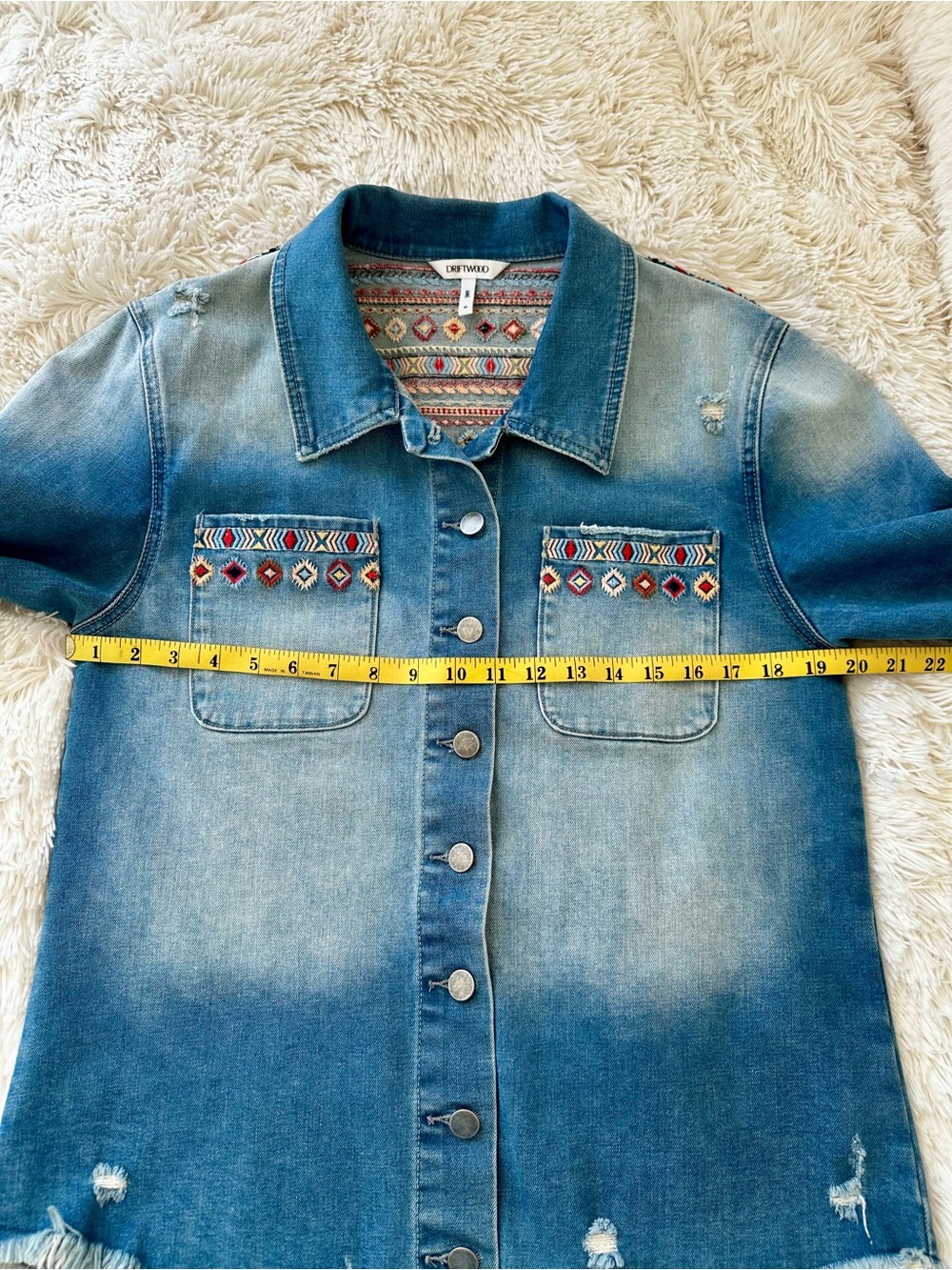 DRIFTWOOD Anne Women’s Blue Embroidered Denim Jacket Shirt Size: Medium - Picture 4 of 8